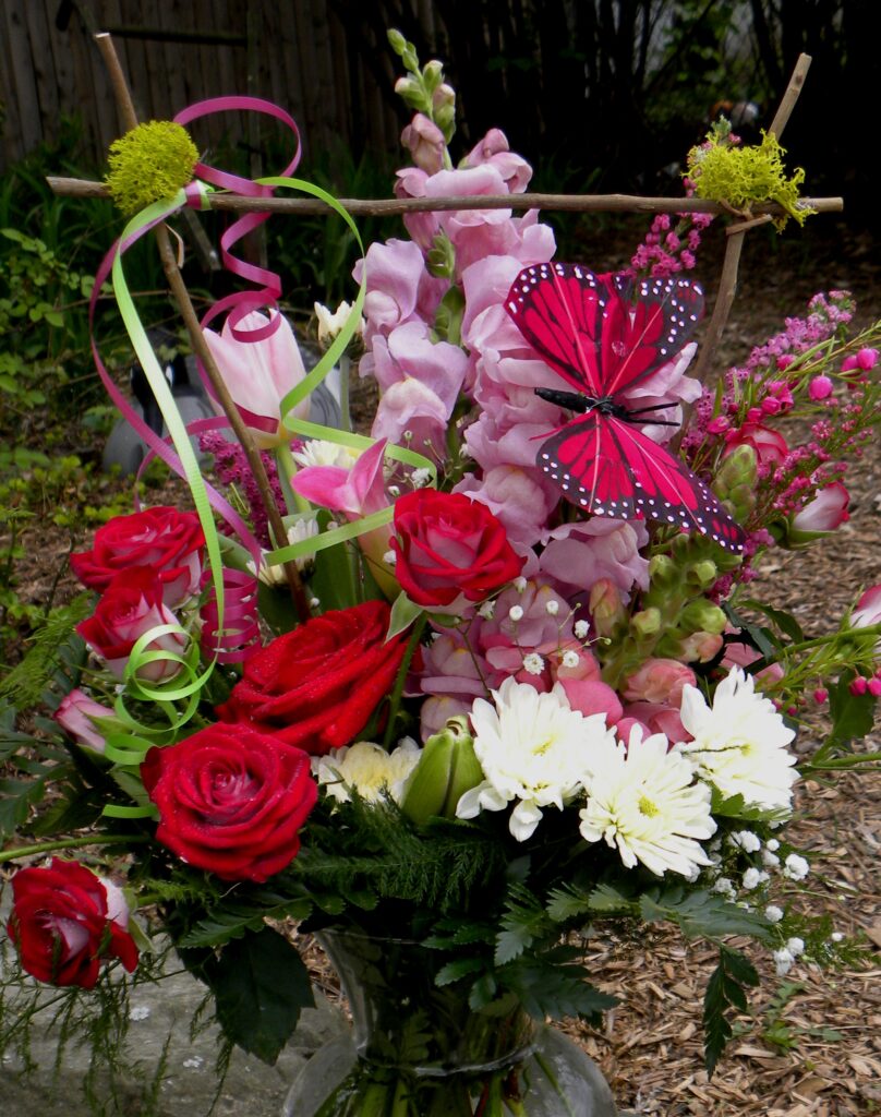 Butterfly Garden Vase Good Old Days Florist The Eco Florist