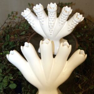 finger vase Williamsburgh
