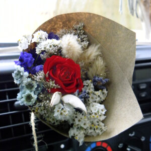 dried flowers scented for cars